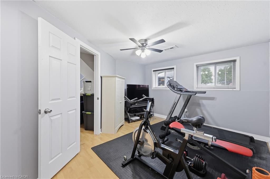 5709 Deerbrook Street Property Photo 20