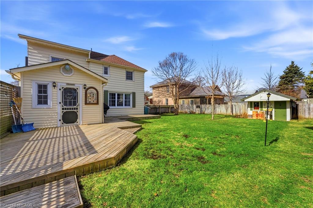 9 Willow Street Property Photo 3
