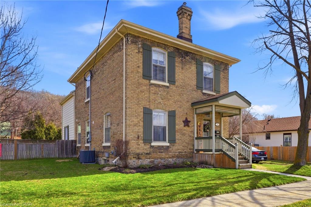 9 Willow Street Property Photo 48