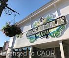 520 Dundas Street