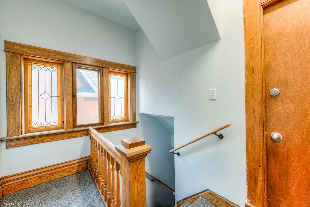 1-305 Frederick Street Property Photo 5