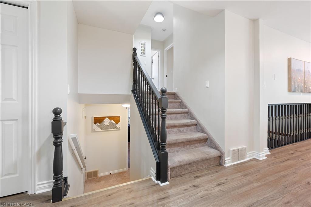 68 Lyndhurst Avenue Property Photo 11