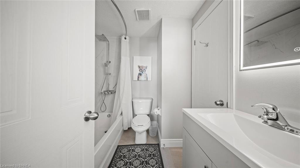23 Freeman Crescent Property Photo 18