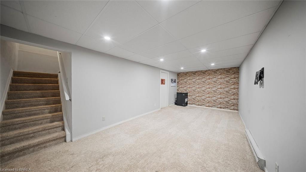 23 Freeman Crescent Property Photo 20