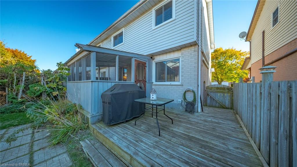 23 Freeman Crescent Property Photo 22