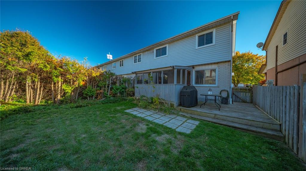23 Freeman Crescent Property Photo 28