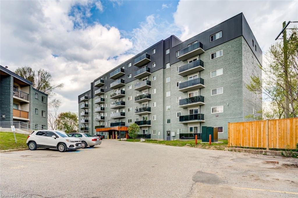 609-80 King Edward Avenue Property Photo 3
