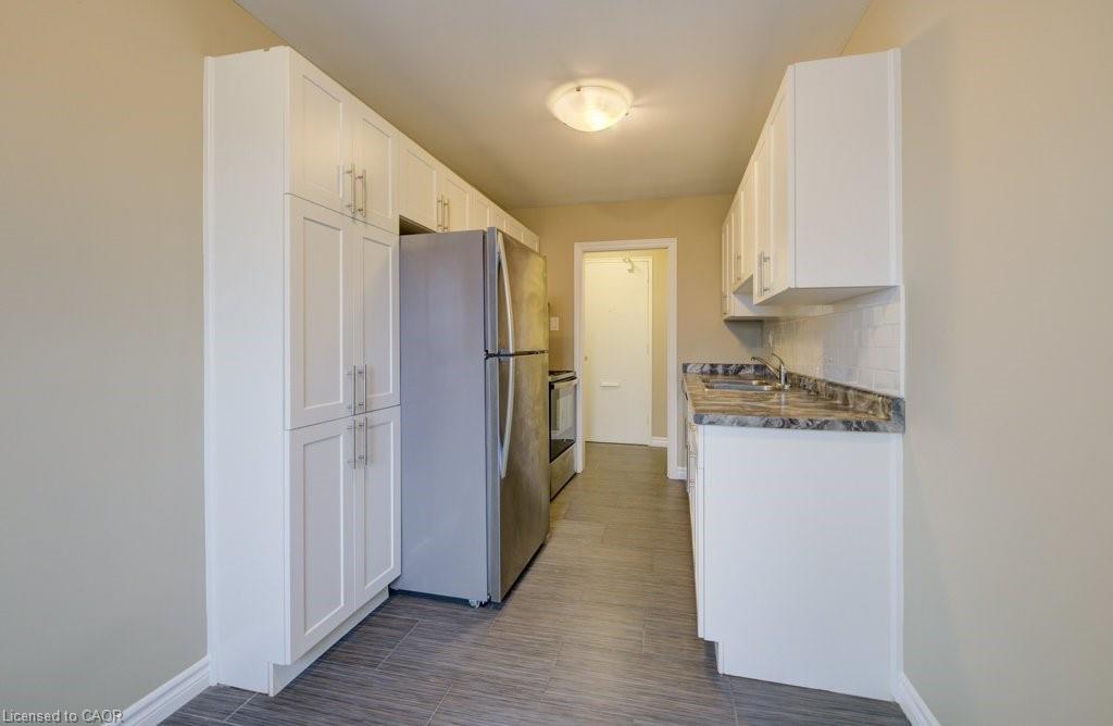 609-80 King Edward Avenue Property Photo 9