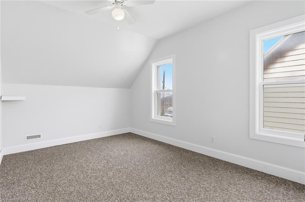 368 Wellington Avenue S Property Photo 22