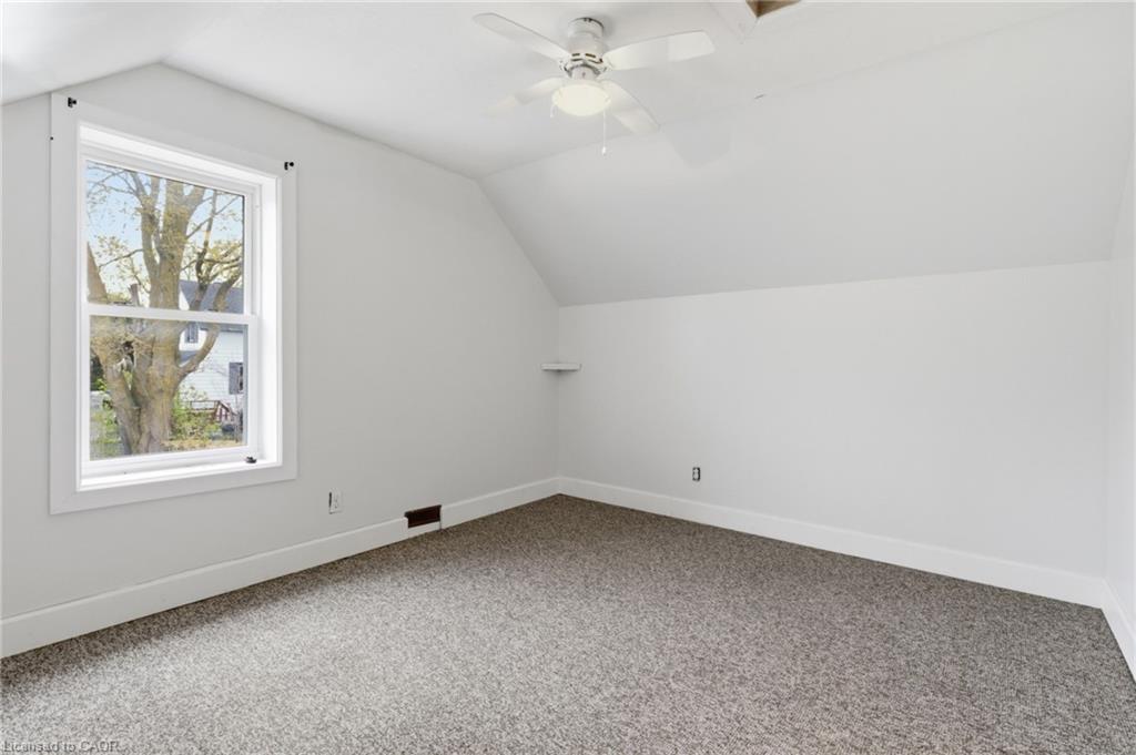 368 Wellington Avenue S Property Photo 26