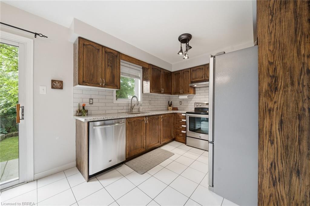 137 Chudleigh Street Property Photo 17