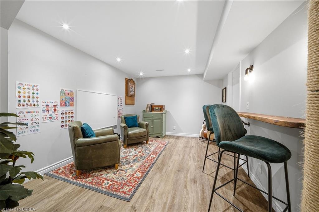 137 Chudleigh Street Property Photo 35