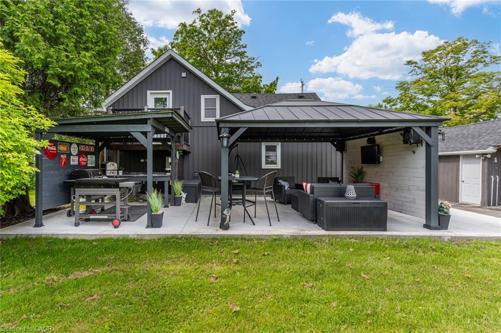9056 Airport Road Property Photo 38