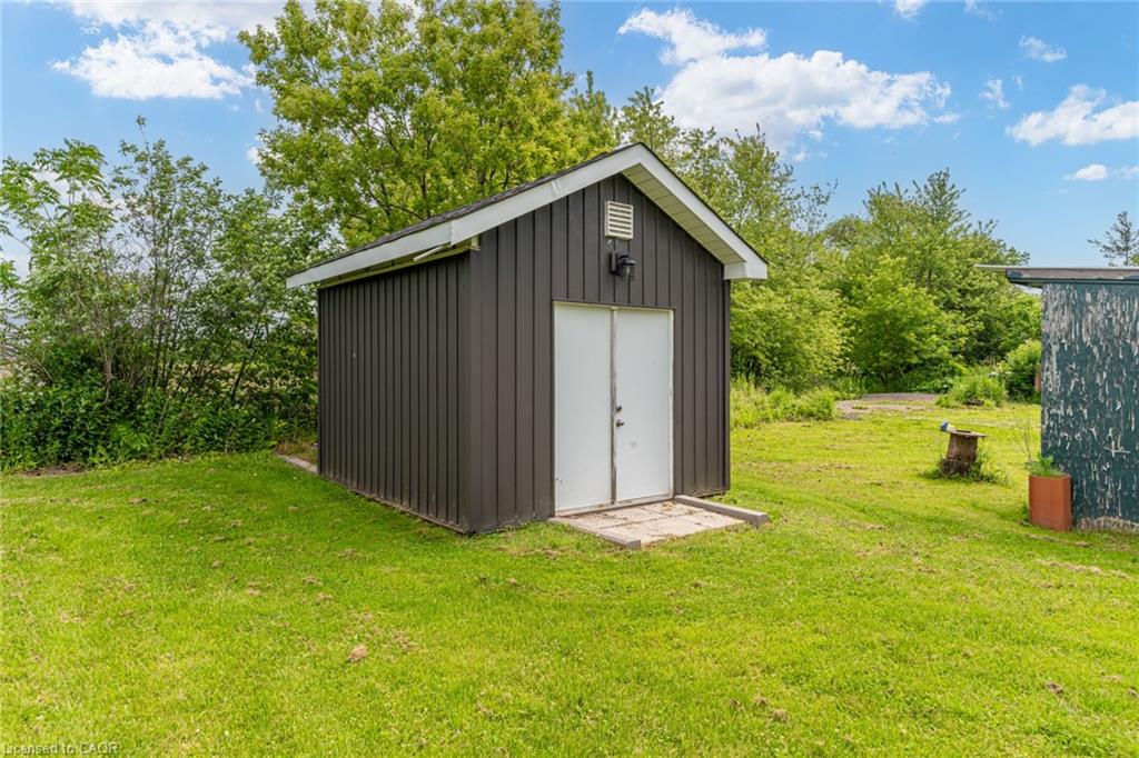 9056 Airport Road Property Photo 40