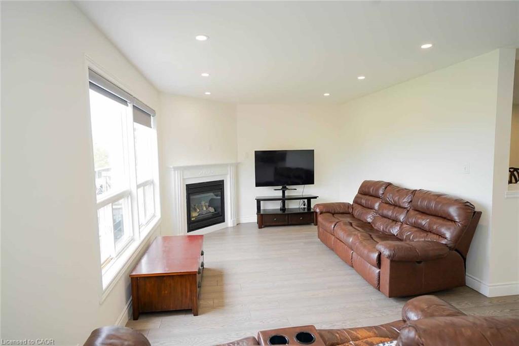 187 Adler Drive Property Photo 21