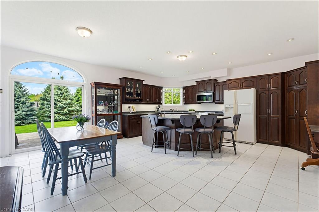 184 Woodridge Drive Property Photo 13