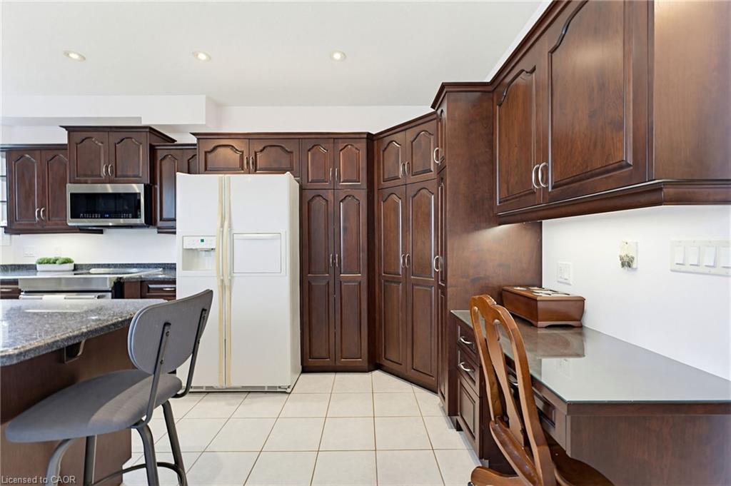 184 Woodridge Drive Property Photo 16