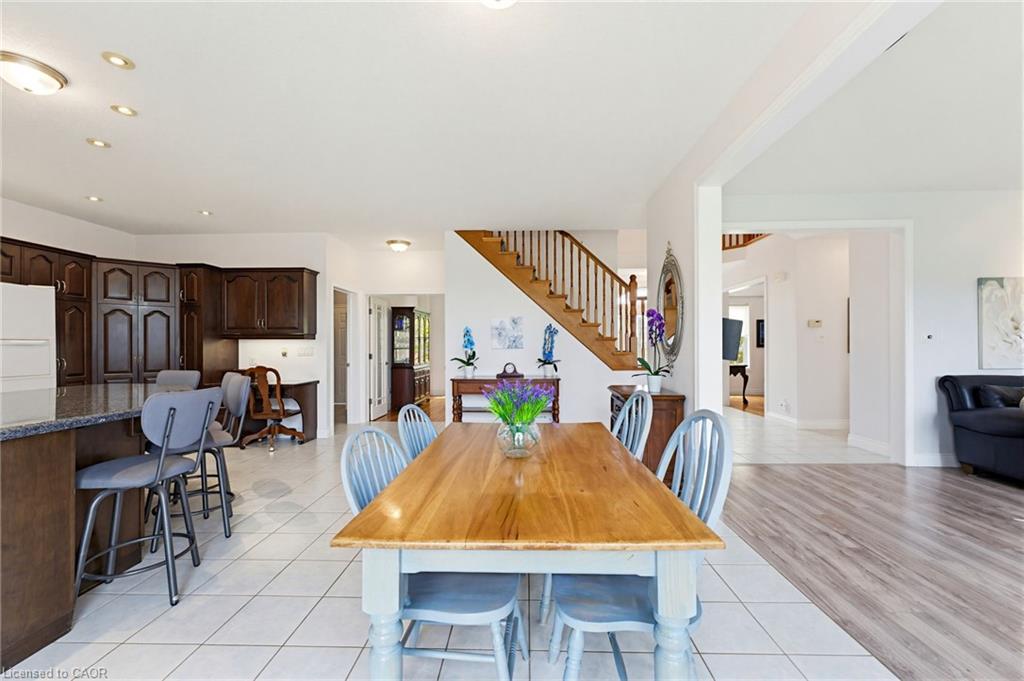 184 Woodridge Drive Property Photo 18