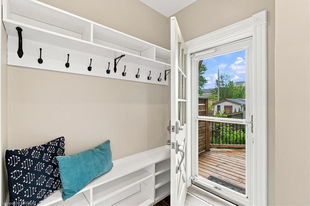55 William Street Property Photo 23