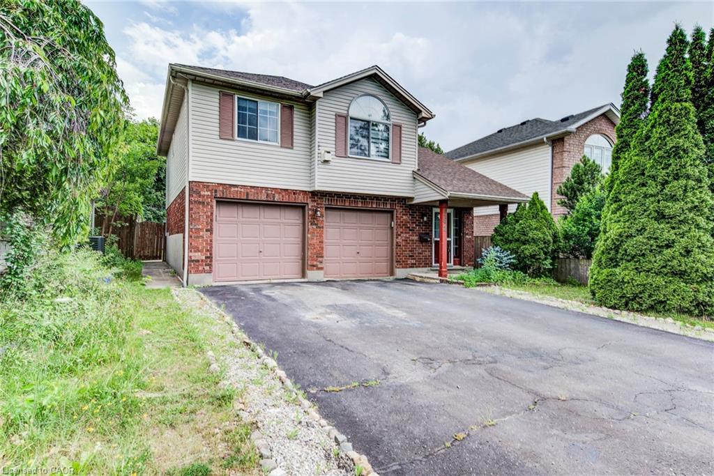 562 Erinbrook Drive