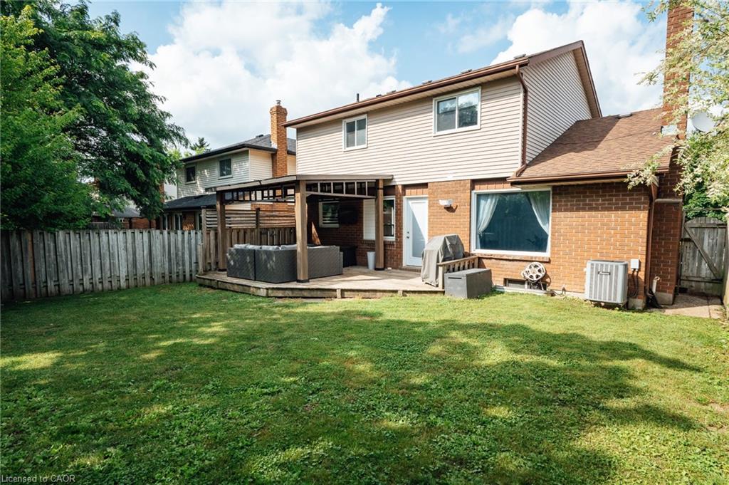277 Canterbury Drive Property Photo 4