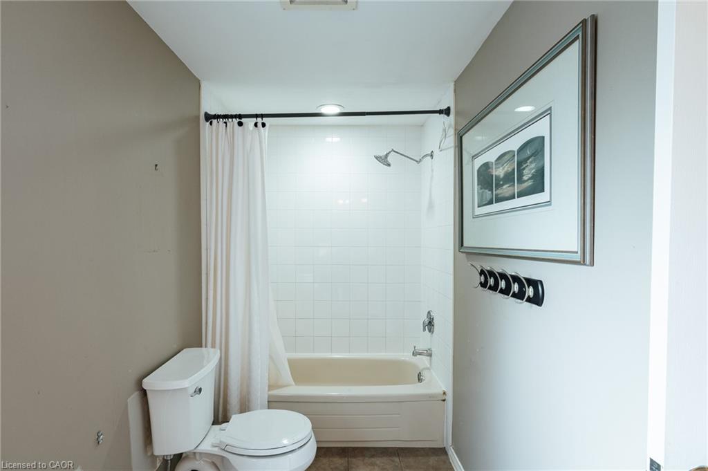 277 Canterbury Drive Property Photo 38