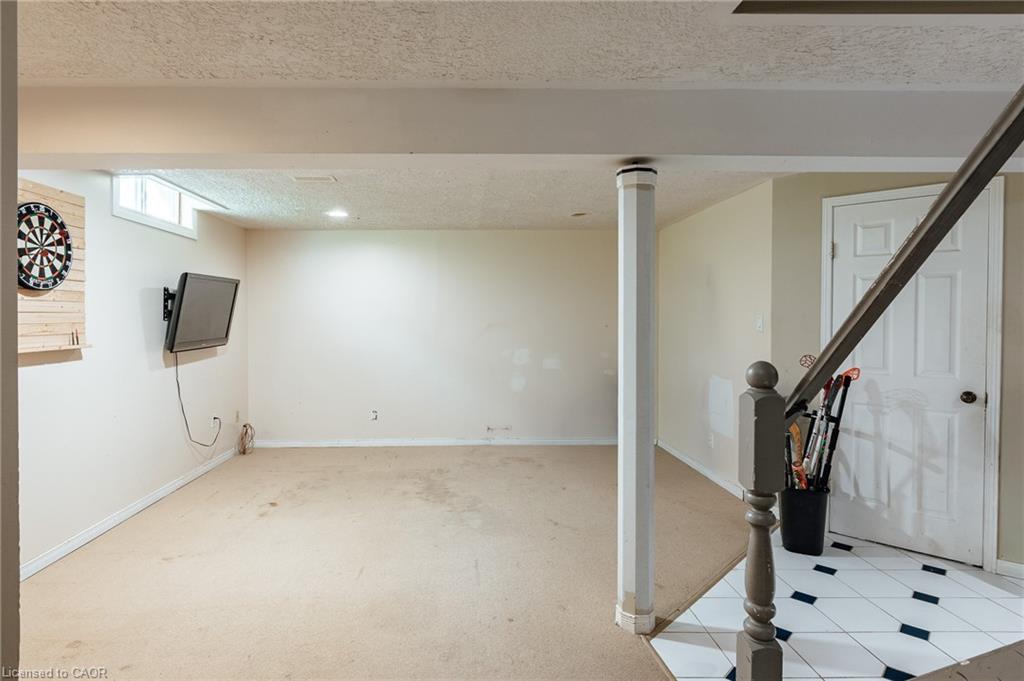 277 Canterbury Drive Property Photo 43