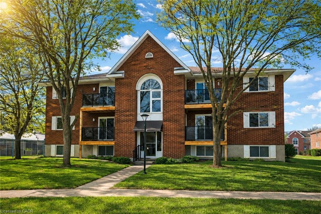 106-565 Greenfield Avenue