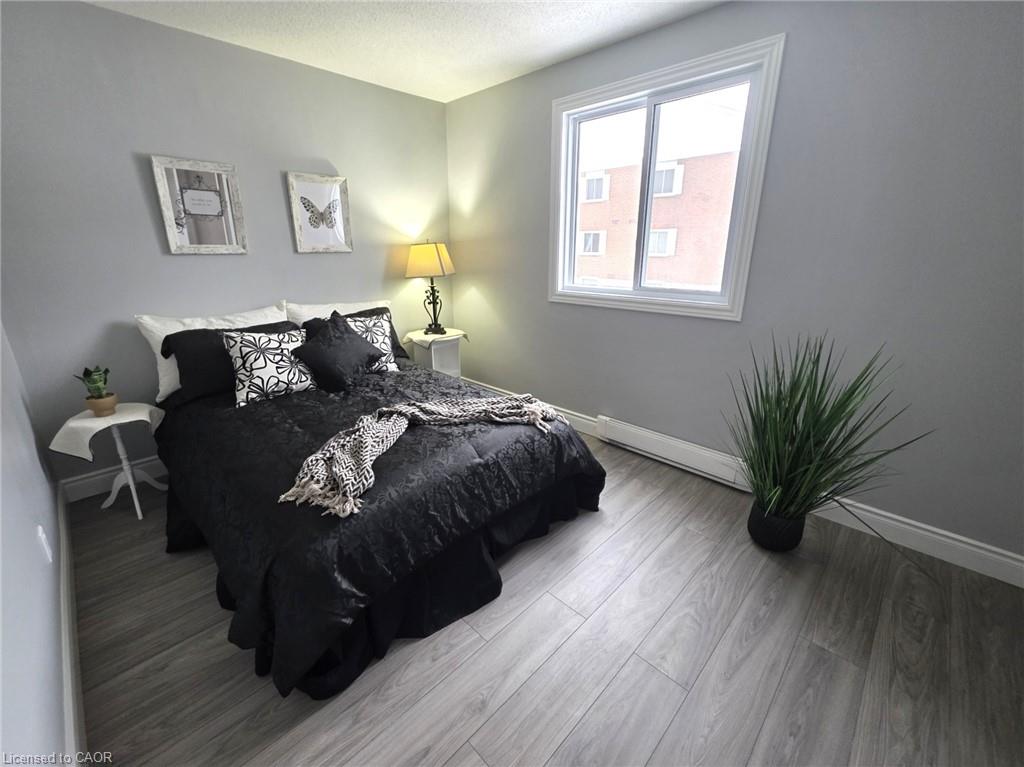106-565 Greenfield Avenue Property Photo 28