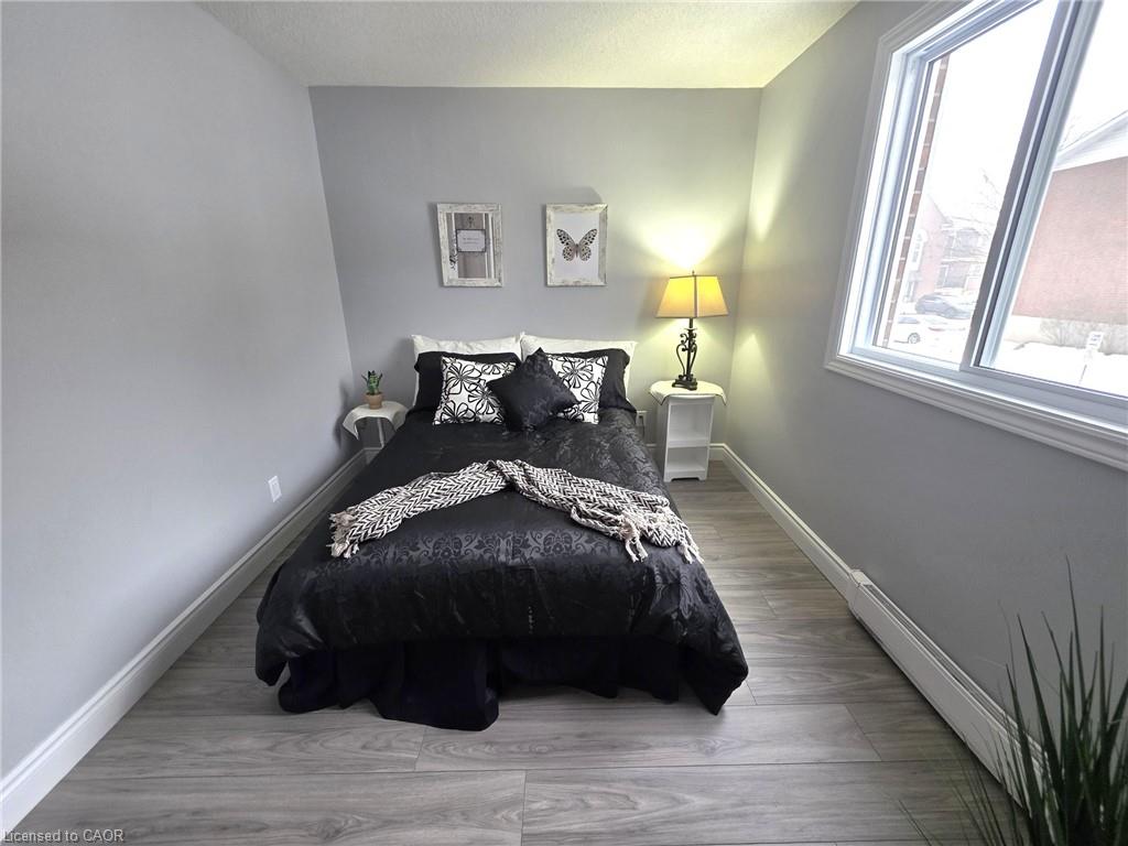 106-565 Greenfield Avenue Property Photo 29