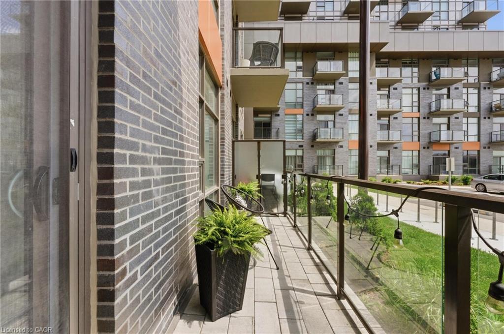 112-460 Dundas Street E Property Photo 17