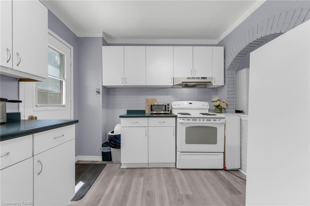 16 Albemarle Street Property Photo 11