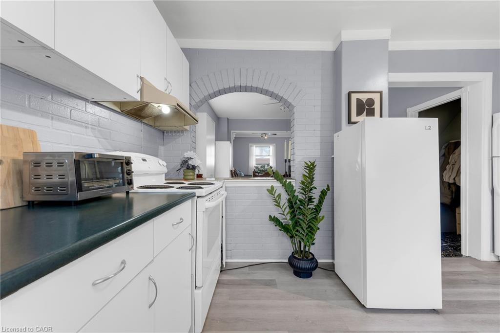 16 Albemarle Street Property Photo 12