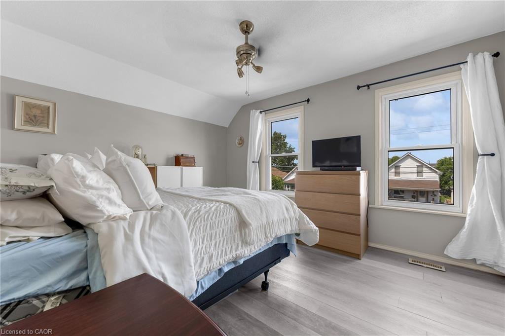 16 Albemarle Street Property Photo 18