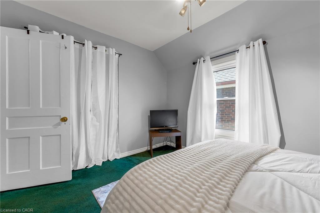 16 Albemarle Street Property Photo 20