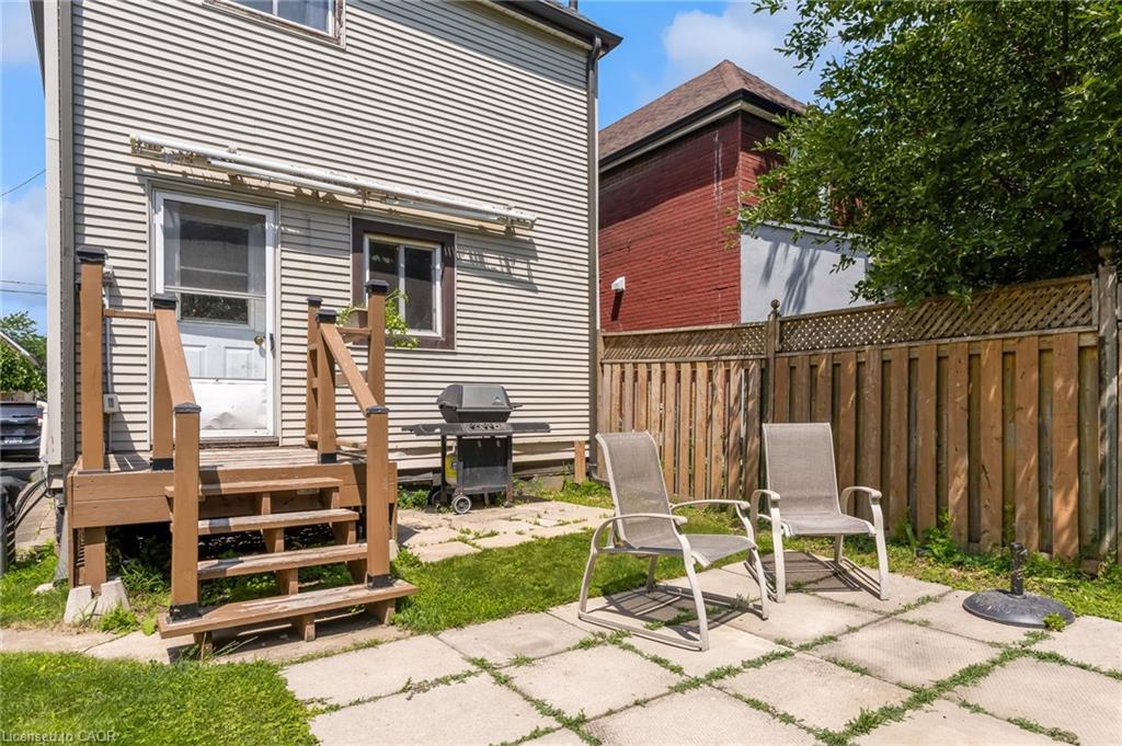 16 Albemarle Street Property Photo 23