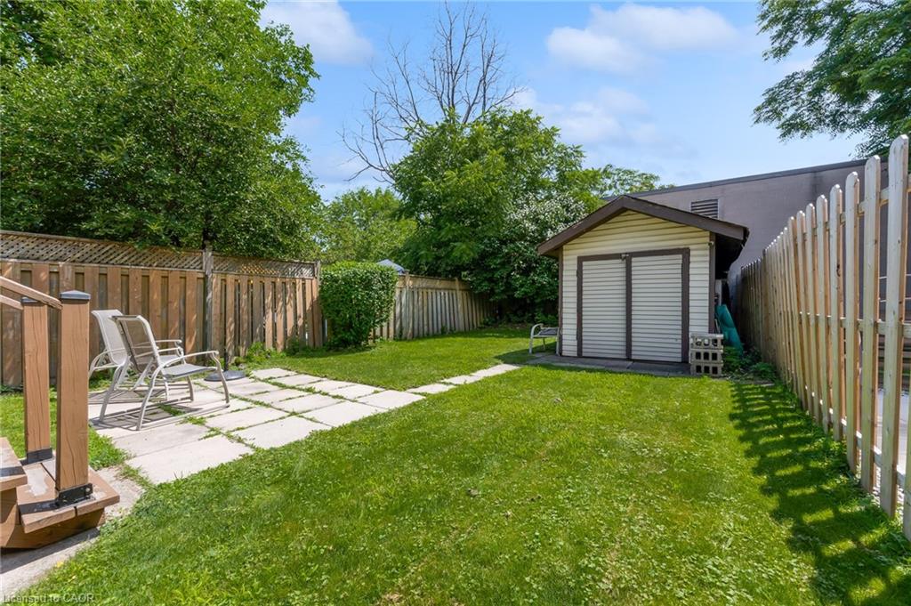 16 Albemarle Street Property Photo 25