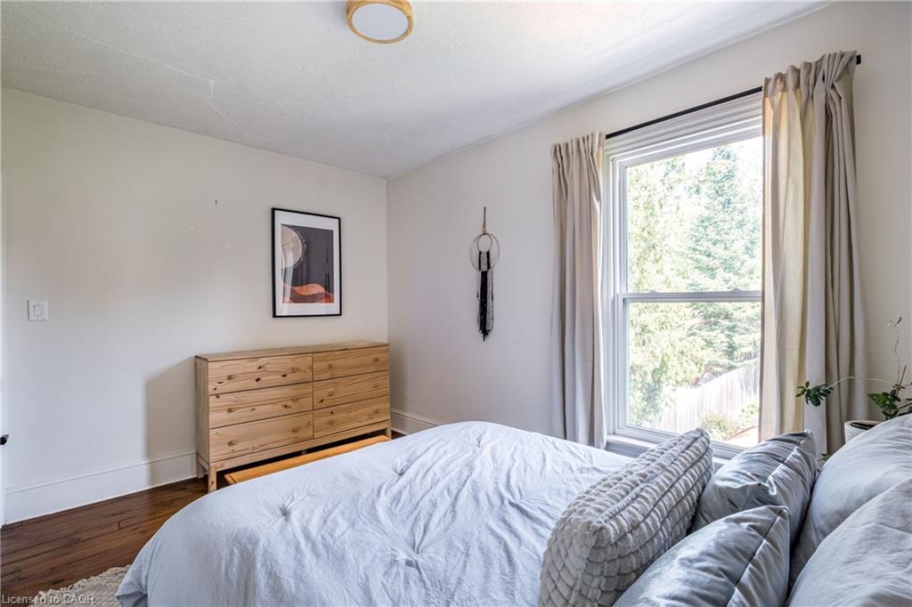 55 Erie Avenue Property Photo 35