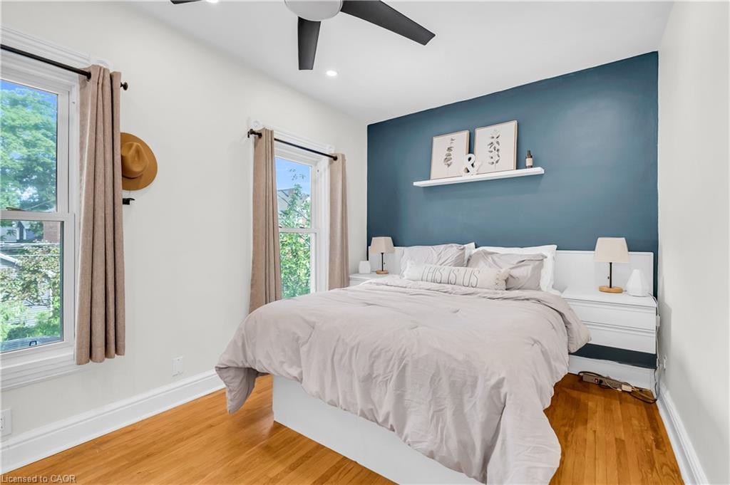 76 Pearl Street N Property Photo 34