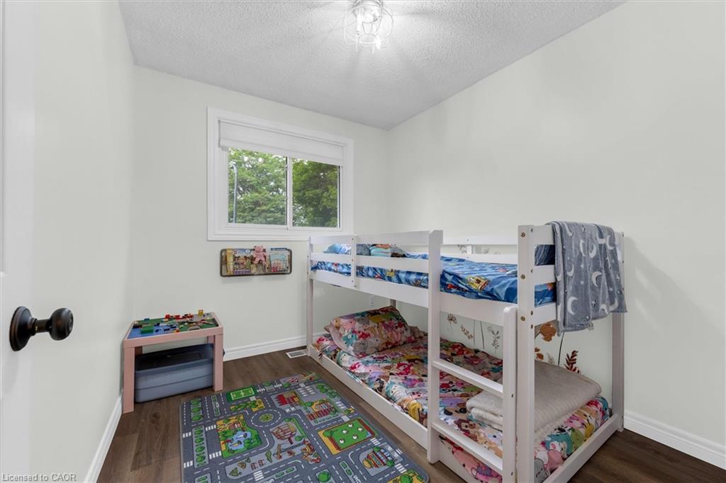 12 Woods End Property Photo 24