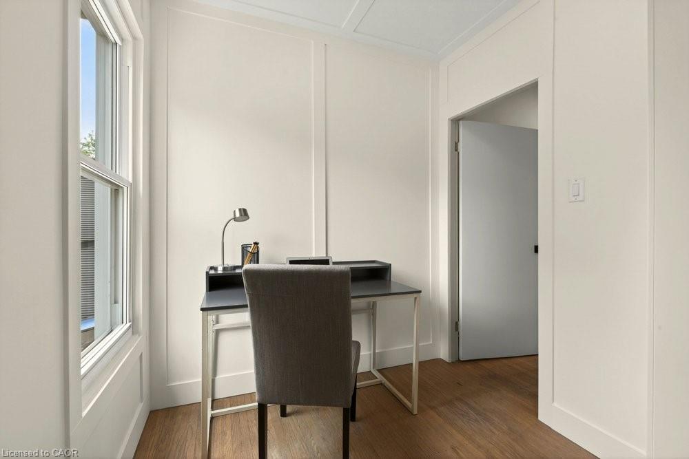 148 Dundurn Street N Property Photo 33