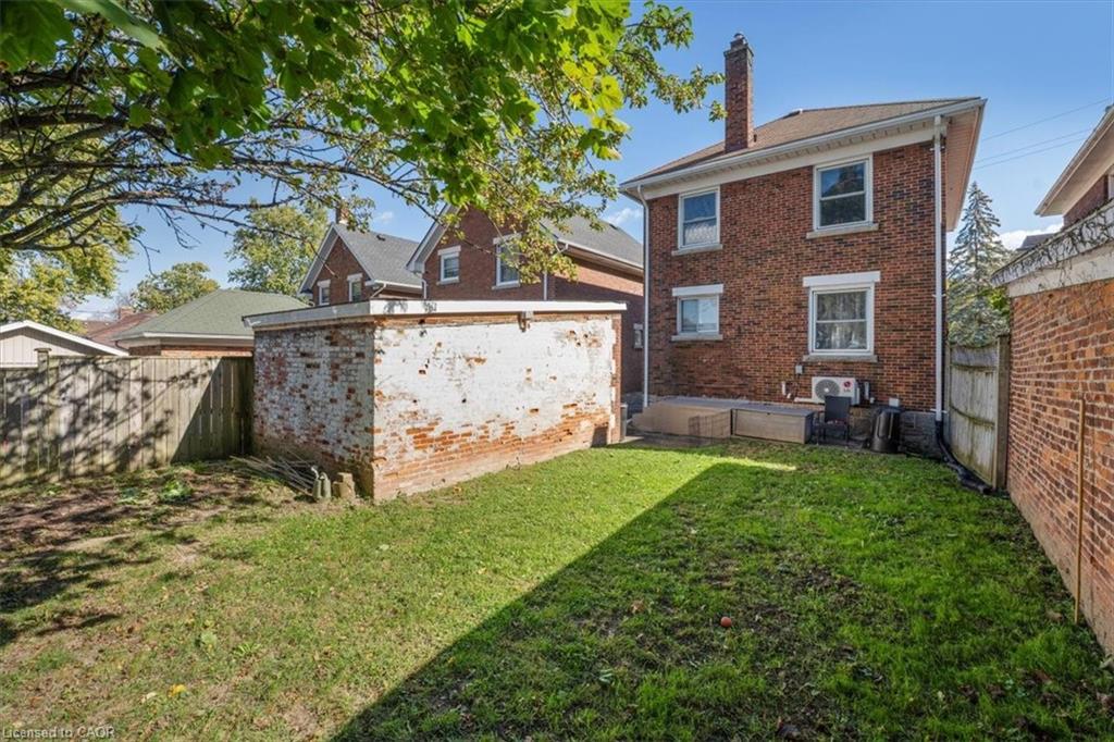 3 Carleton Street S Property Photo 28