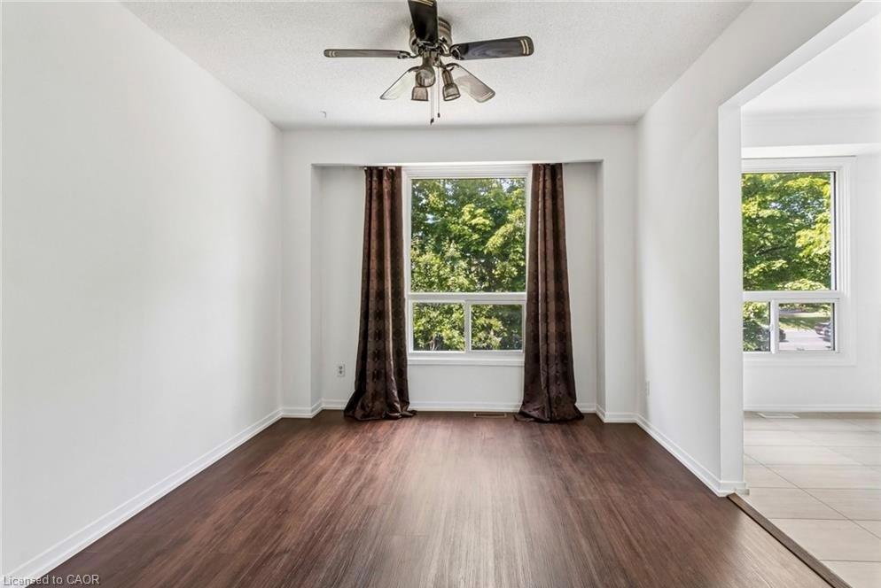 32 Lansing Square Property Photo 14