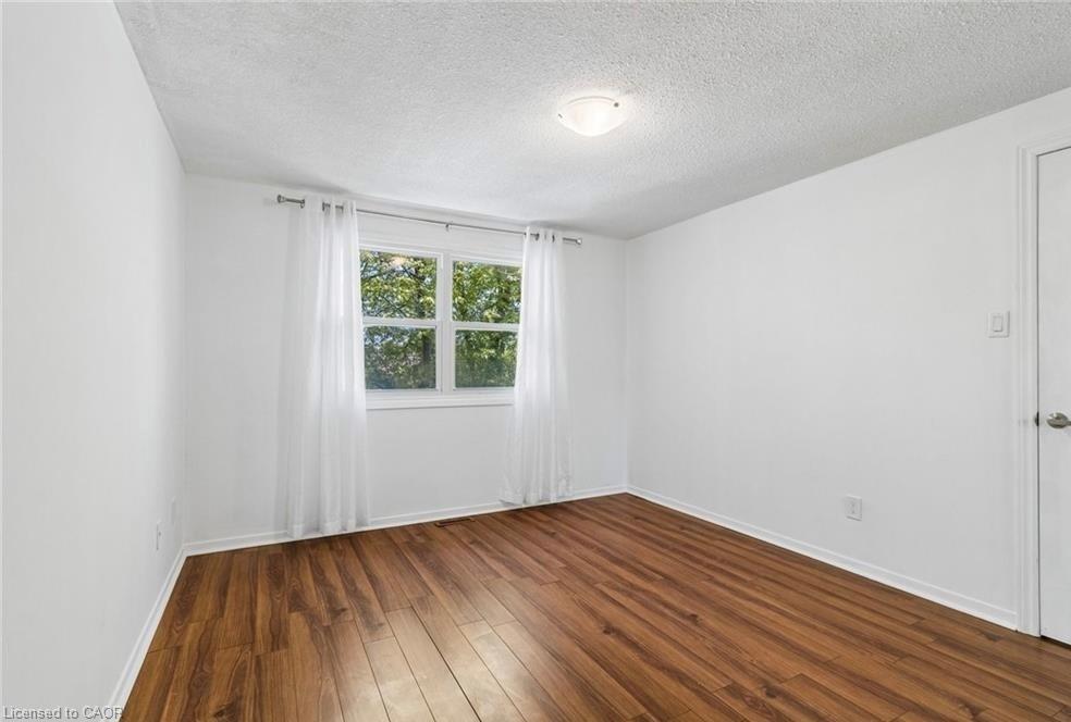 32 Lansing Square Property Photo 27