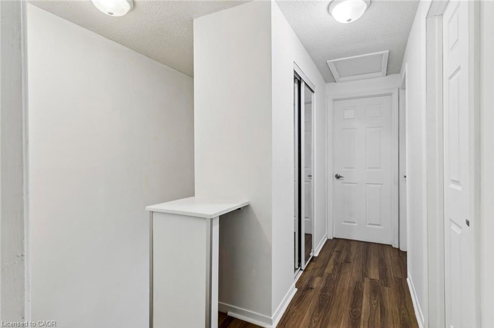 32 Lansing Square Property Photo 34