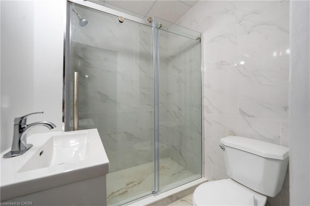 1274 Barton Street E Property Photo 13
