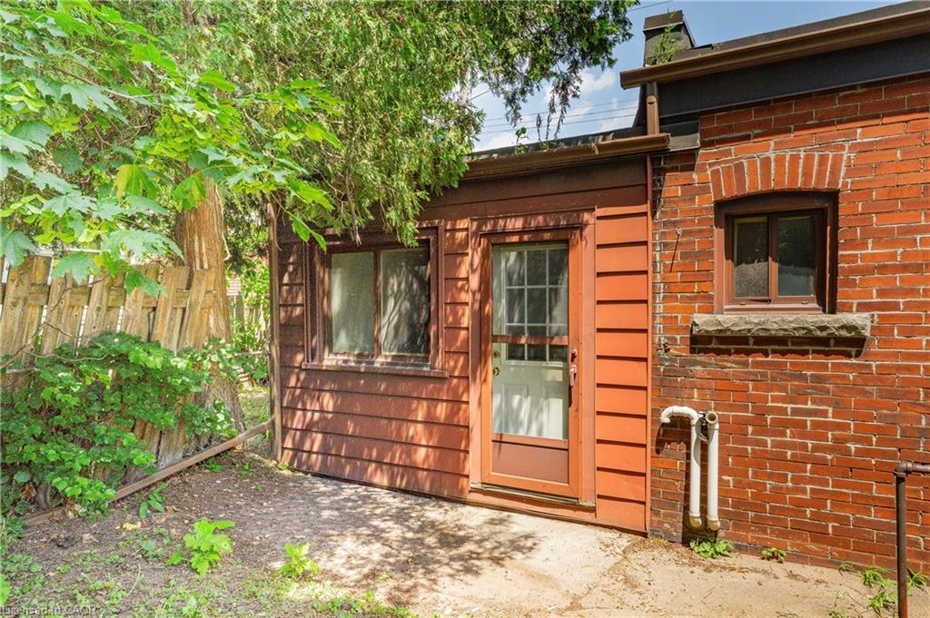 1274 Barton Street E Property Photo 14