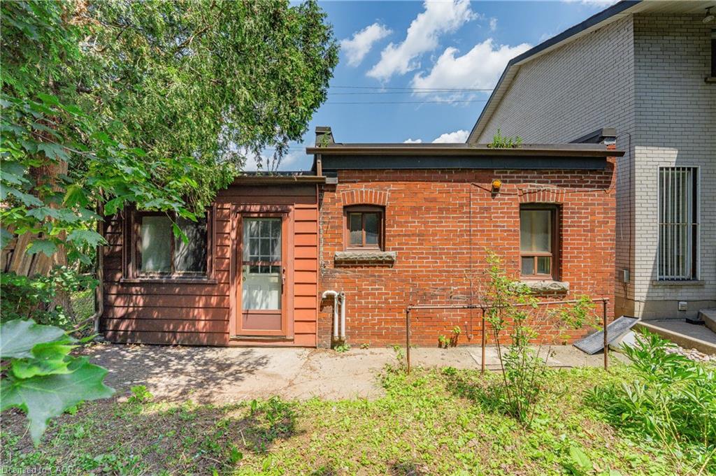 1274 Barton Street E Property Photo 17