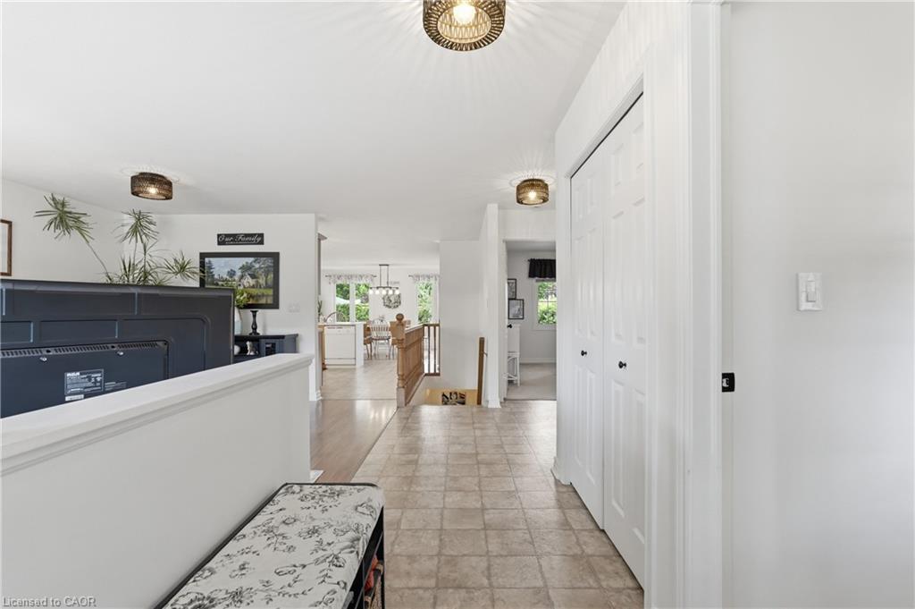 12 Schneider Drive Property Photo 6