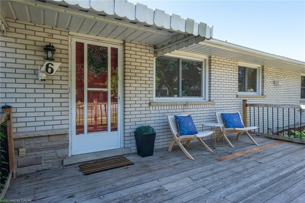 6 Strathcona Crescent Property Photo 3